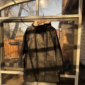 Lululemon Into The Drizzle Rain Jacket